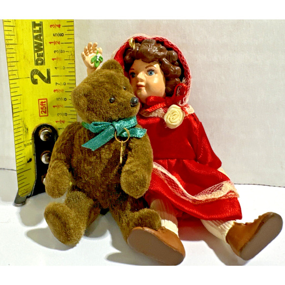 Hallmark Special Edition Keepsake Ornament Julianne And Teddy - Picture 2 of 12